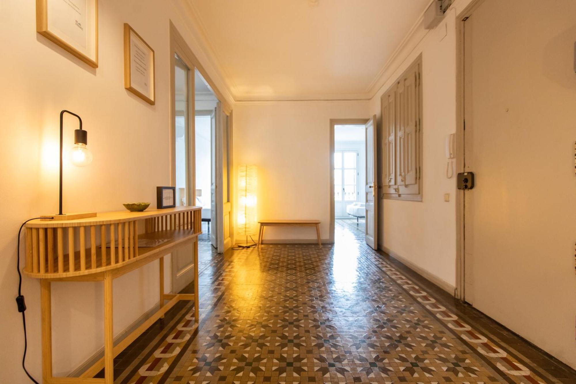 Apartamento B41 - Grandes Grupos En Bcn Centro