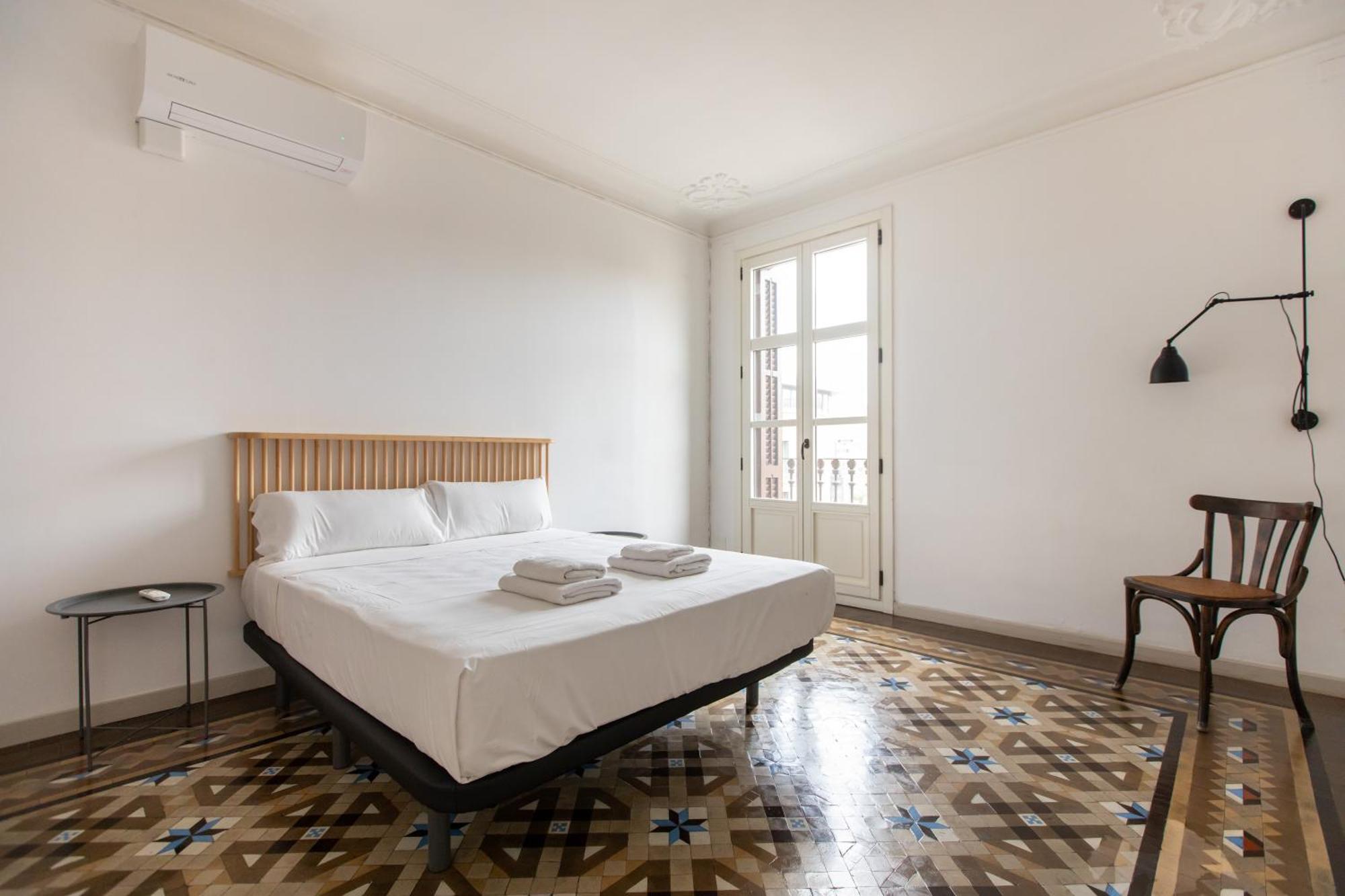 Apartamento B41 - Grandes Grupos En Bcn Centro