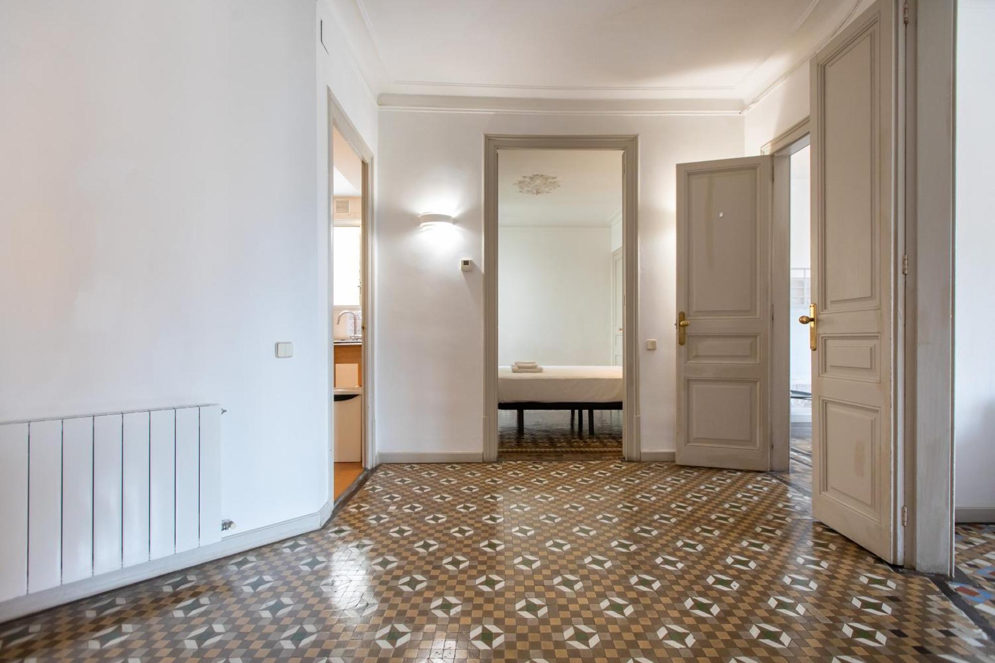 Apartamento B41 - Grandes Grupos En Bcn Centro