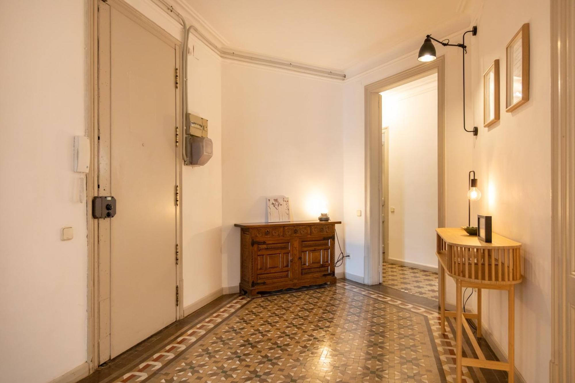 Apartamento B41 - Grandes Grupos En Bcn Centro
